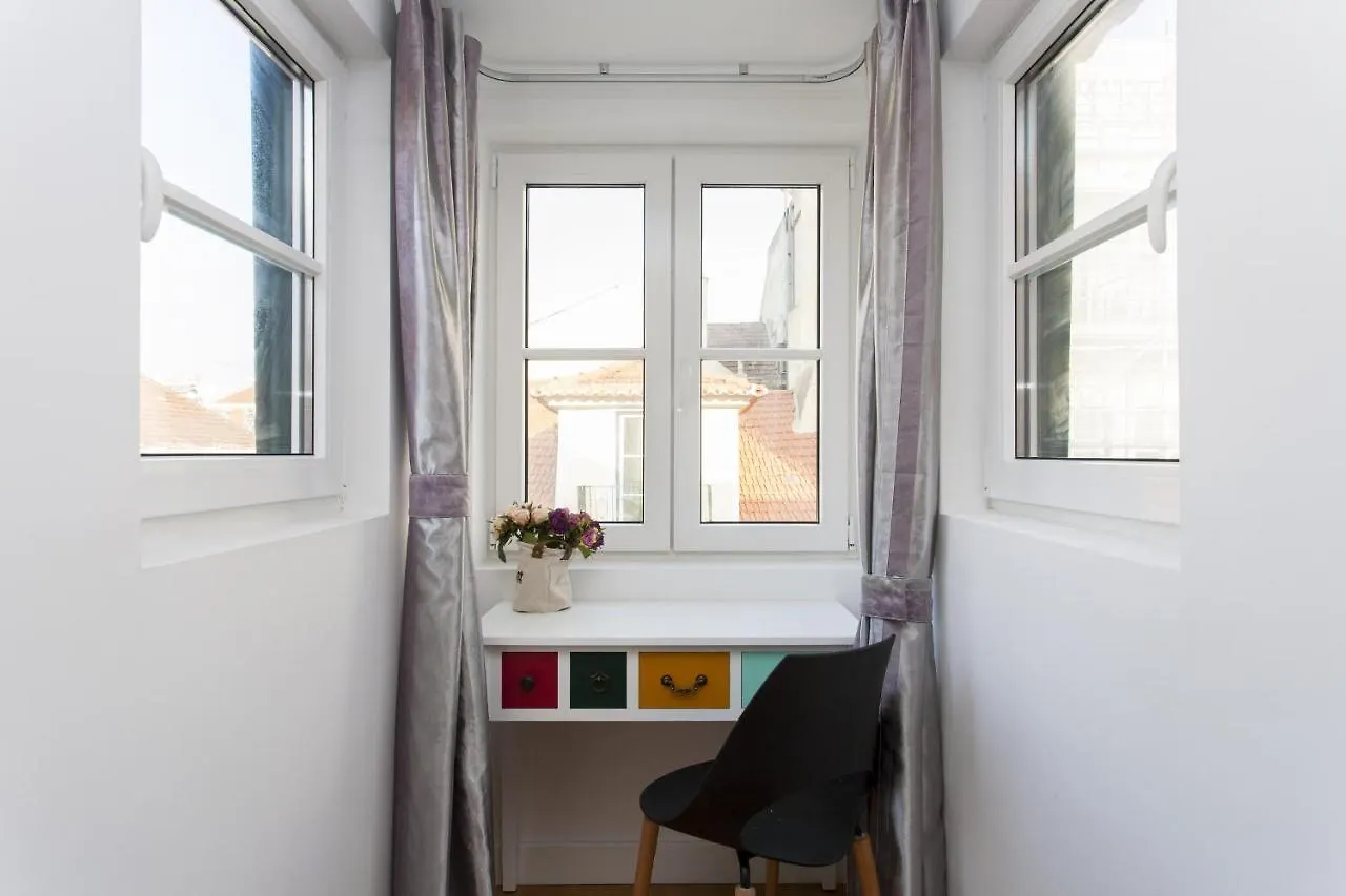 Santa Justa Suites By Homing 0*, Lisboa