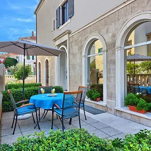Prestige Lux , Split Croatie